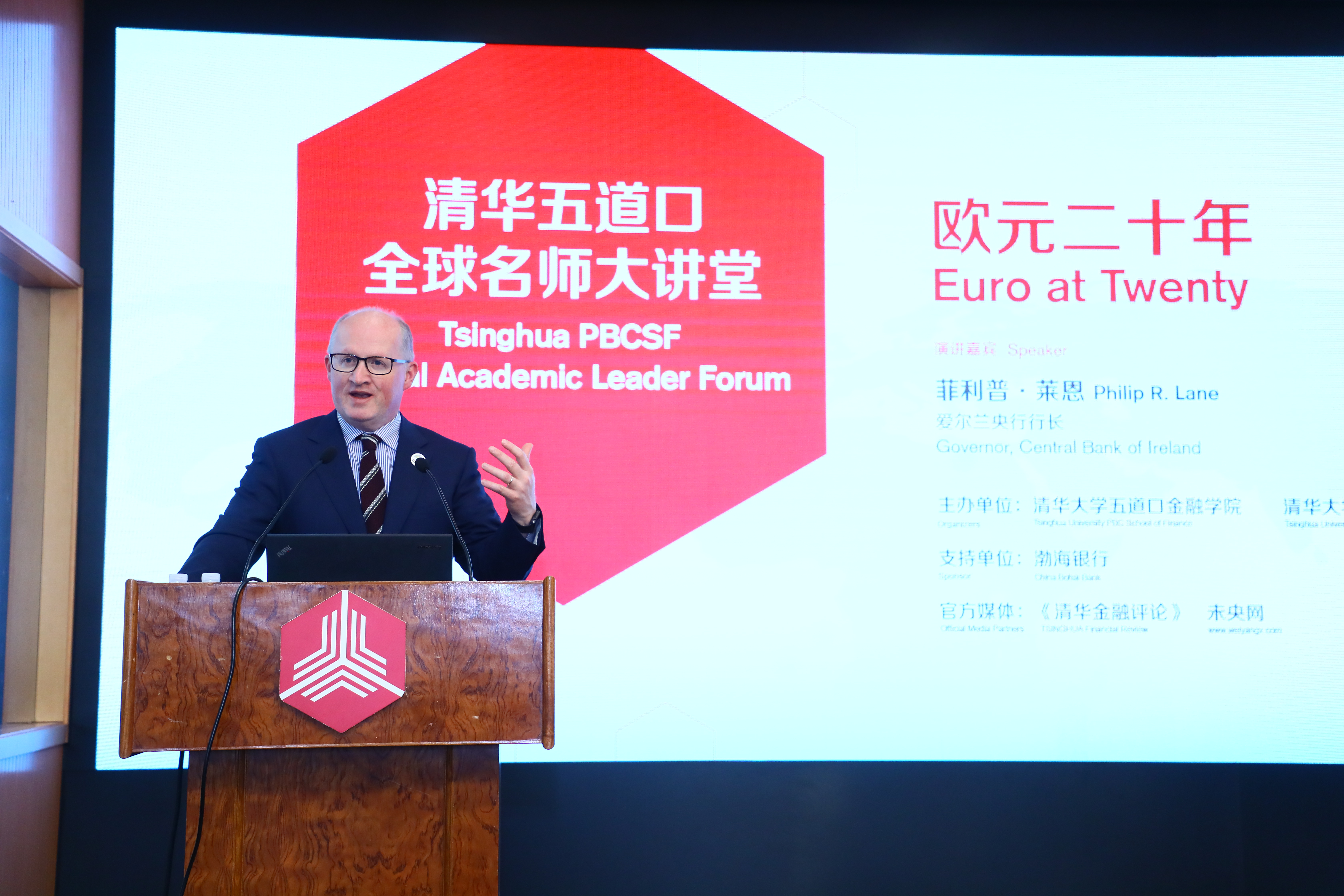 CZD_2495.JPG CZD_2495.JPG