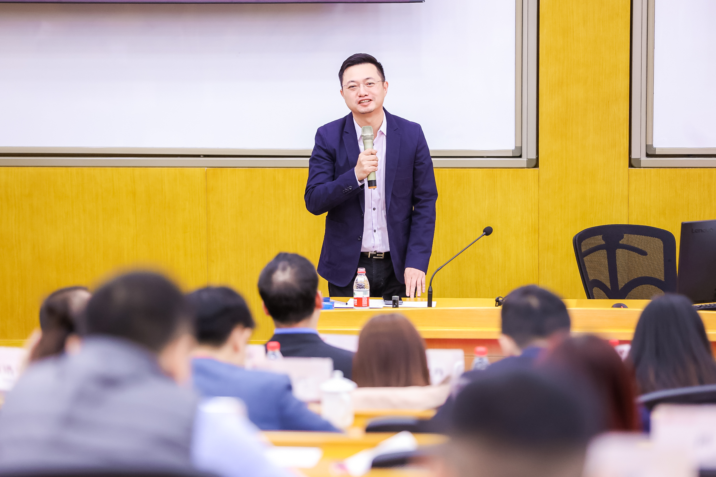 姜山.jpg 姜山.jpg