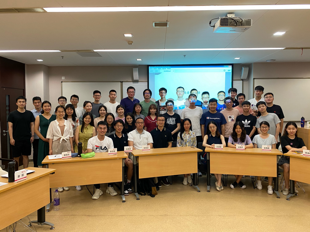 王子铭2.png 王子铭2.png