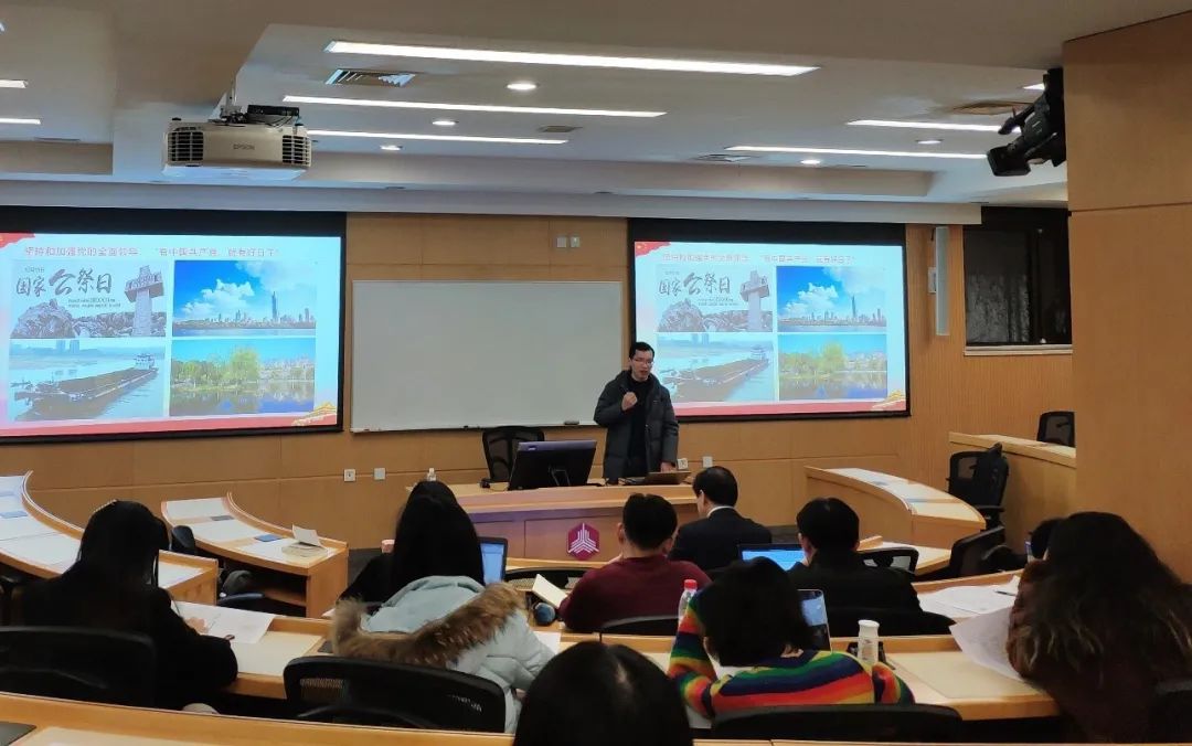 王舟飏2.jpg 王舟飏2.jpg